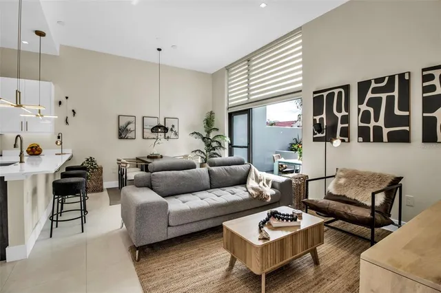 $829,000 | 1558 4th Street, Unit 208, Sarasota, FL 34236