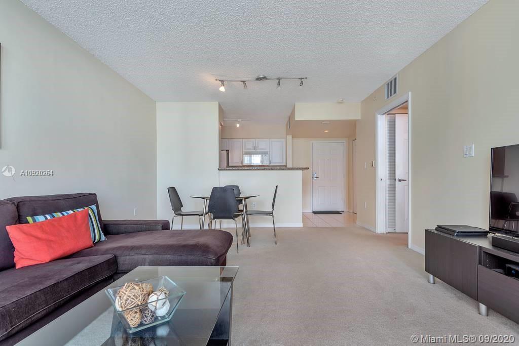 1155 Brickell Bay Drive, Unit 2005 Miami, FL 33131 - Photo 3 of 39