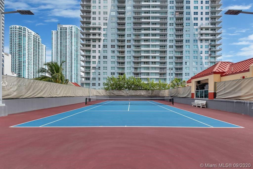 1155 Brickell Bay Drive, Unit 2005 Miami, FL 33131 - Photo 28 of 39