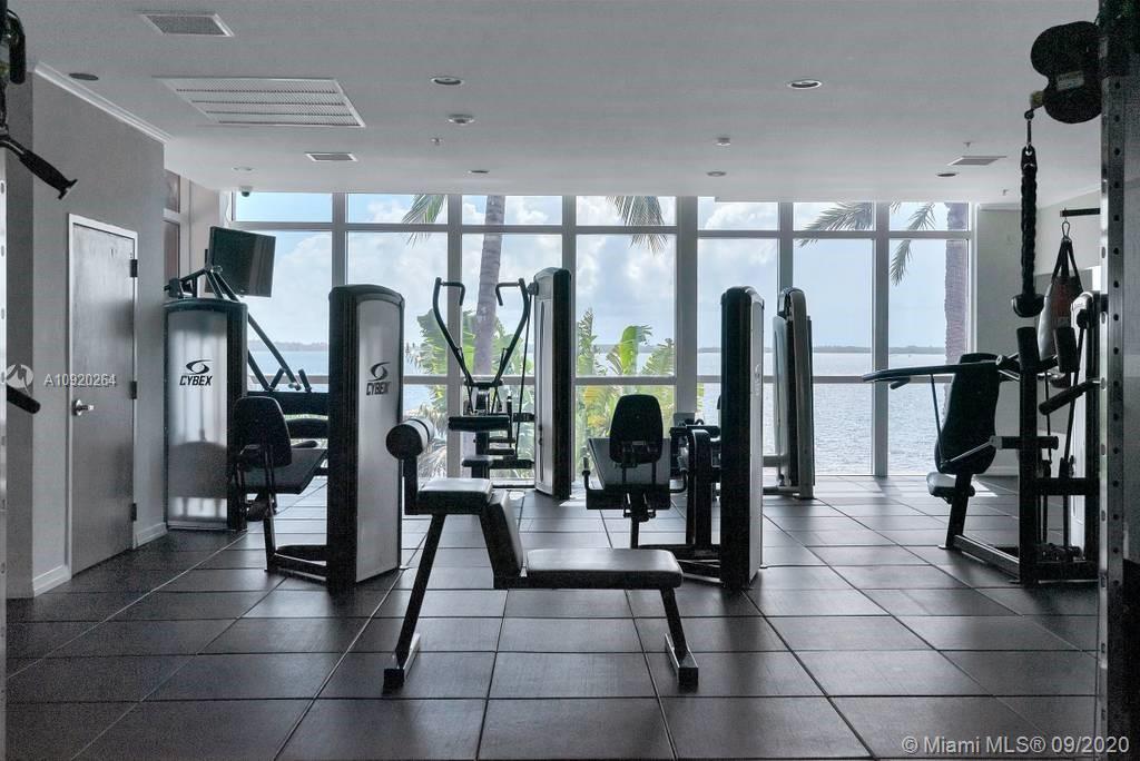 1155 Brickell Bay Drive, Unit 2005 Miami, FL 33131 - Photo 33 of 39