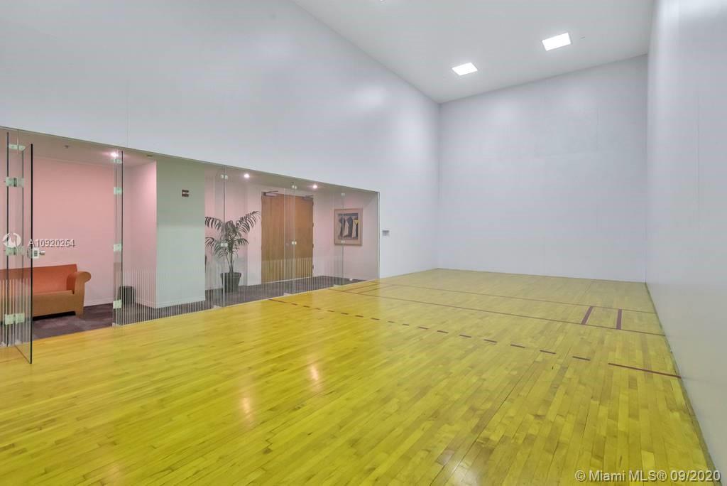 1155 Brickell Bay Drive, Unit 2005 Miami, FL 33131 - Photo 35 of 39