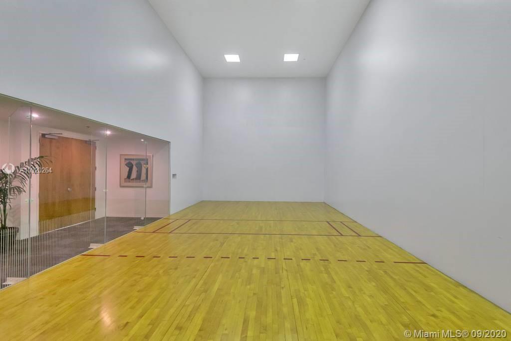 1155 Brickell Bay Drive, Unit 2005 Miami, FL 33131 - Photo 36 of 39