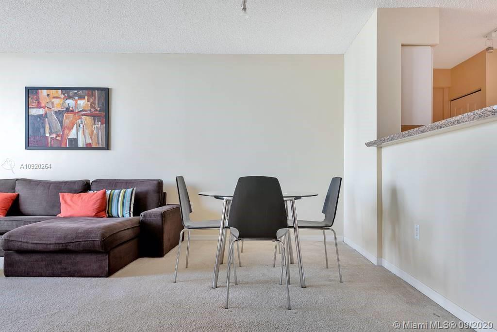 1155 Brickell Bay Drive, Unit 2005 Miami, FL 33131 - Photo 6 of 39