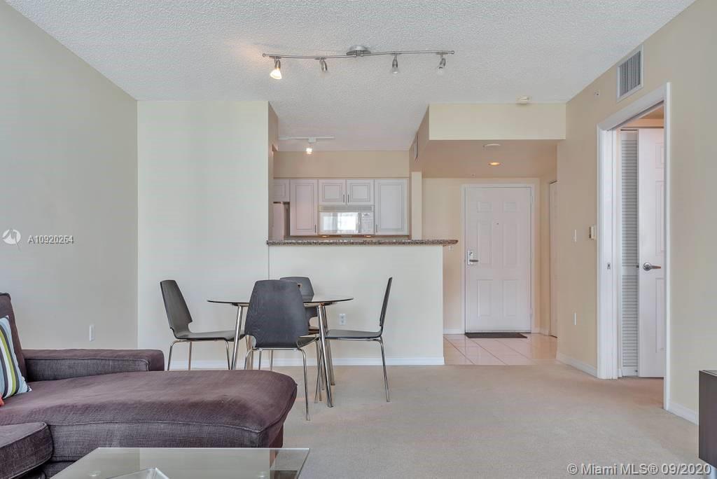 1155 Brickell Bay Drive, Unit 2005 Miami, FL 33131 - Photo 7 of 39