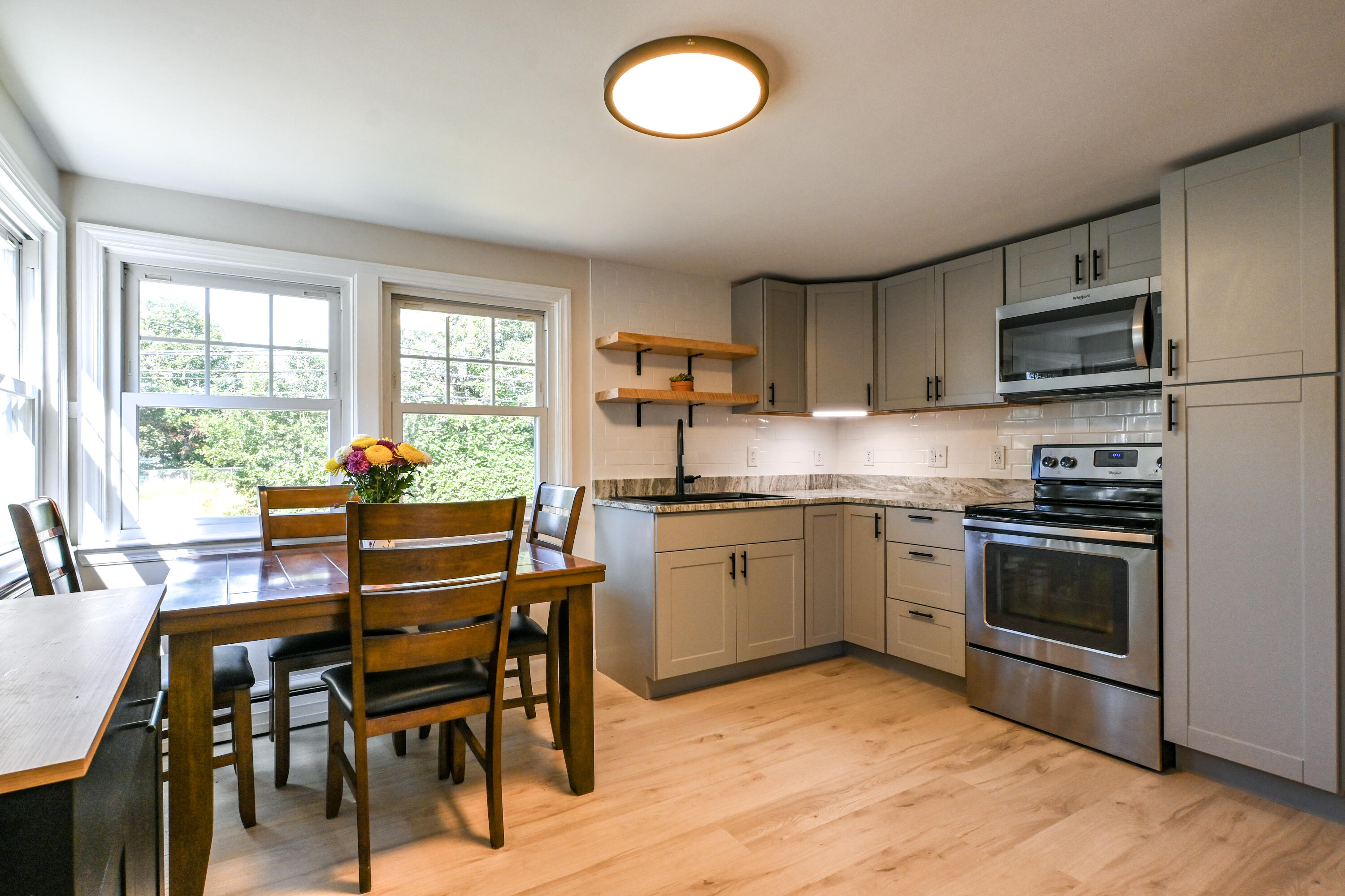 461 Bridge Street Westbrook, ME 04092 - Photo 5 of 37 461BridgeSt-24