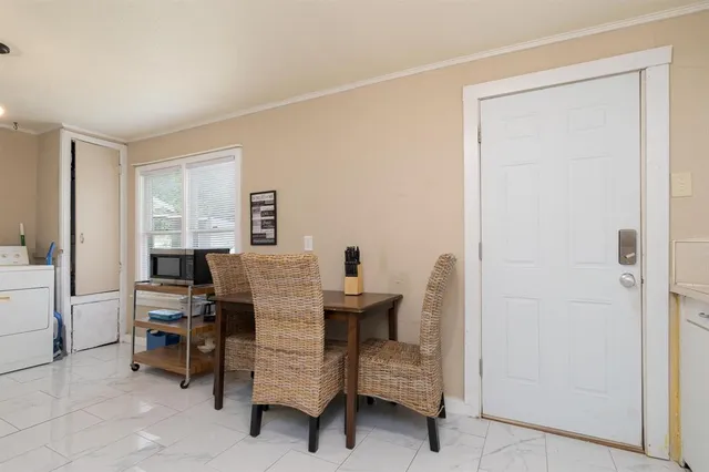 $1,500 | 1341 Hickory Street, Unit 1/2, Abilene, TX 79601