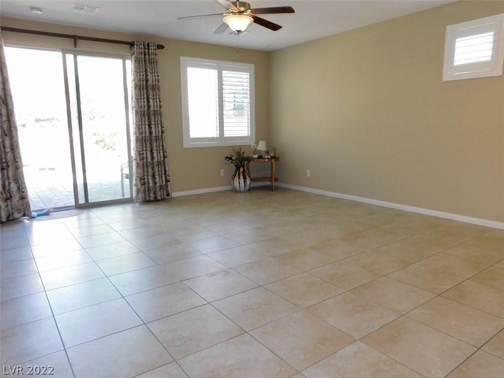 2128 Delmar Farms Court Laughlin, NV 89029 - Photo 10 of 47