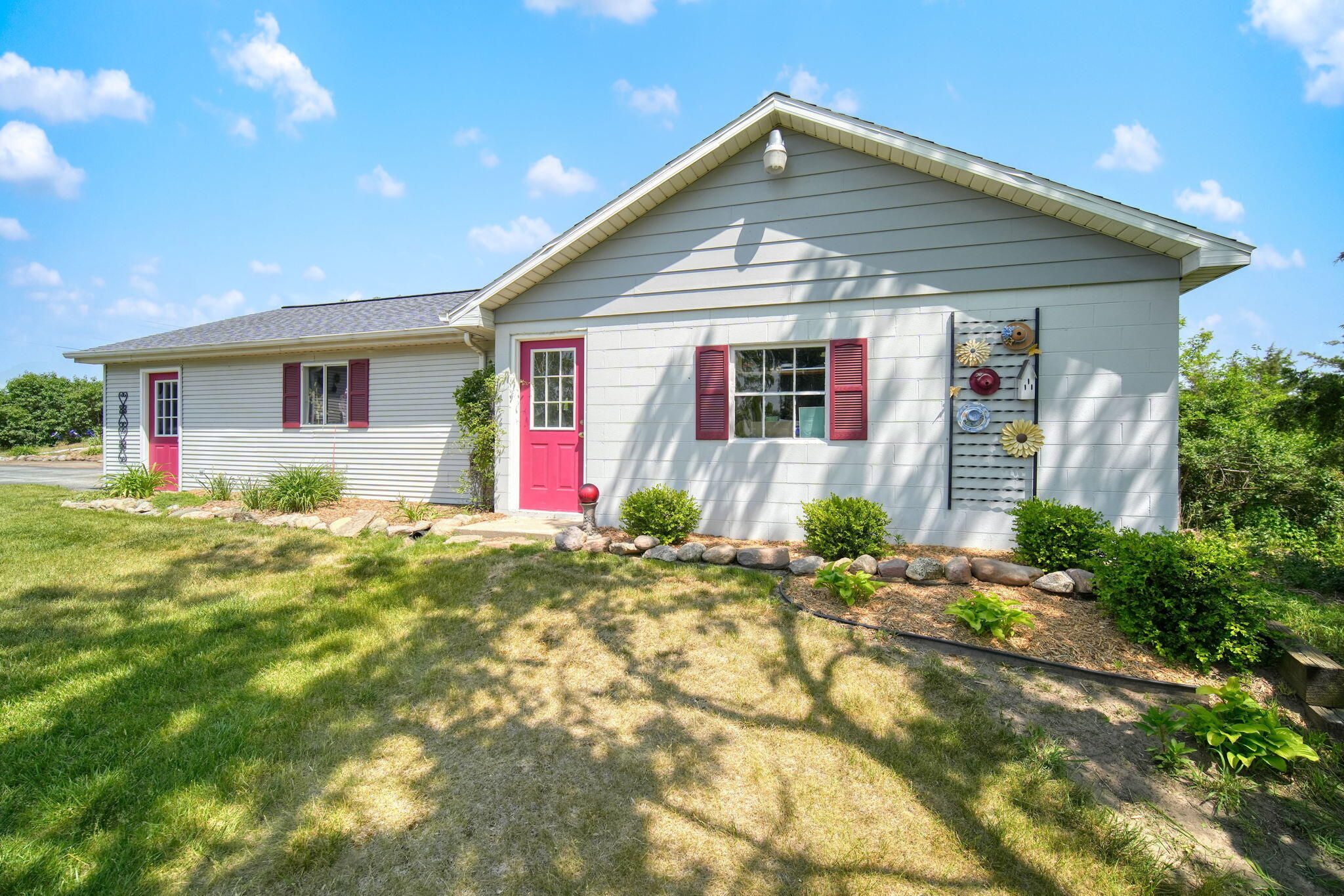 12990 Hayes Road Brooklyn, MI 49230 - Photo 38 of 42 38-web-or-mls-DSC01050