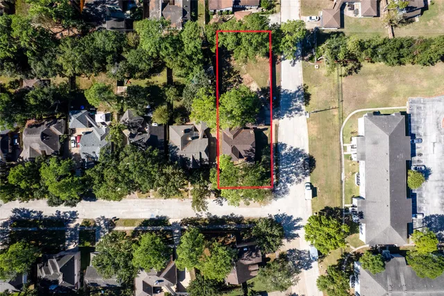 $310,000 | 15627 Lago Villa Drive, Tomball, TX 77377