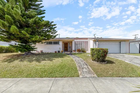 $499,000 | 17630 Southwest 108th Court, Miami, FL 33157