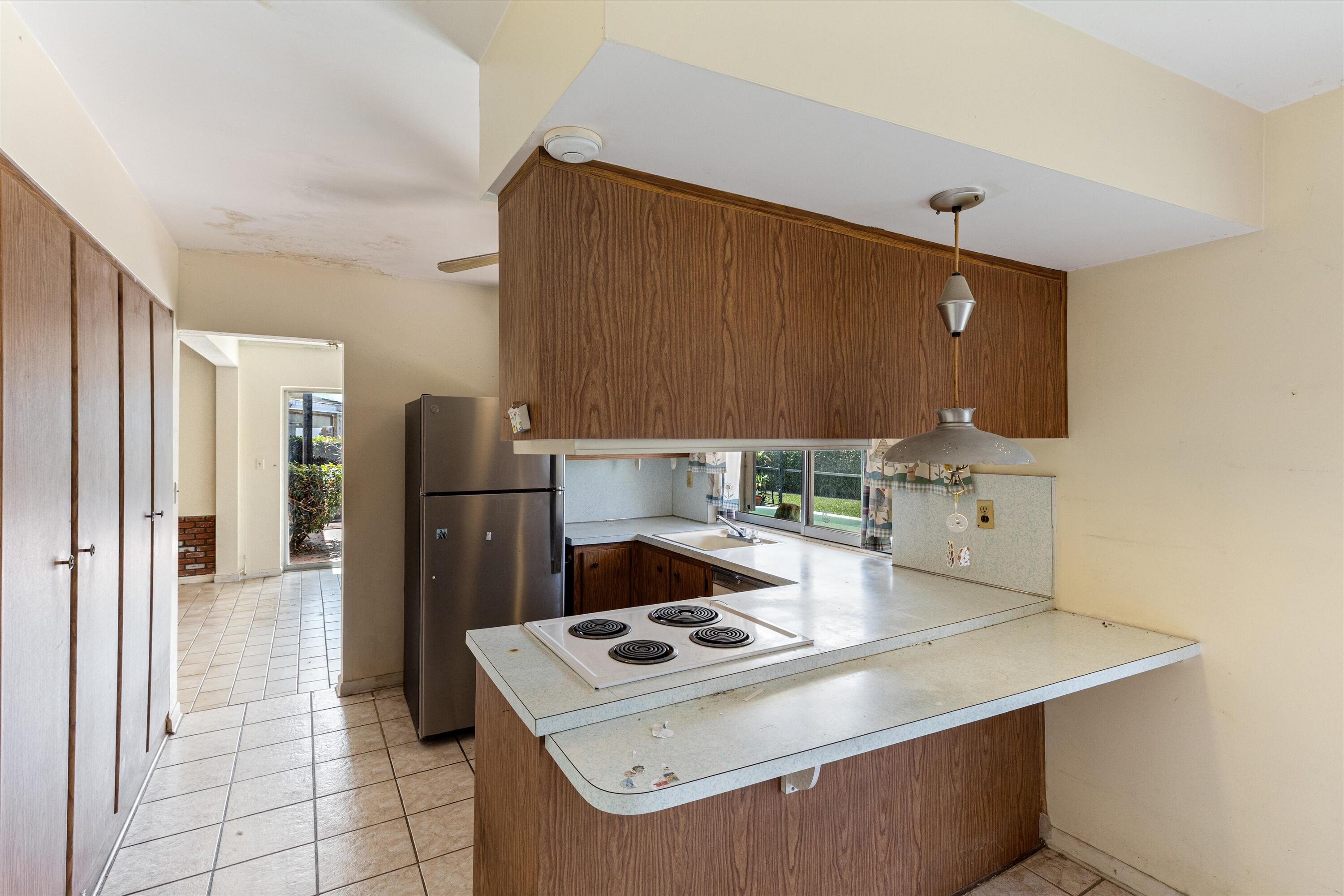 17630 Southwest 108th Court Miami, FL 33157 - Photo 14 of 25 08-17630 SW 108th Ct Miami, FL-111