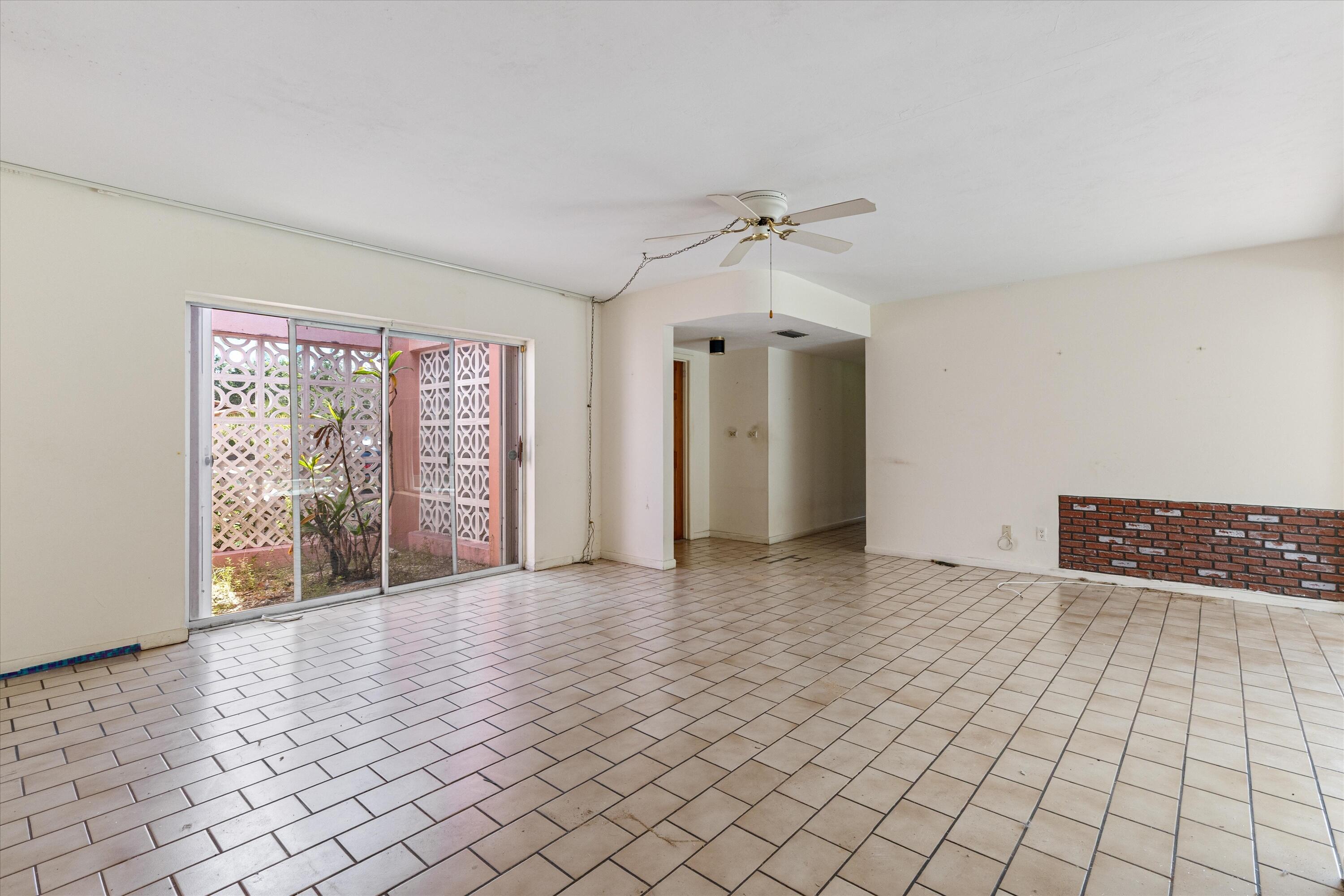 17630 Southwest 108th Court Miami, FL 33157 - Photo 10 of 25 04-17630 SW 108th Ct Miami, FL-107