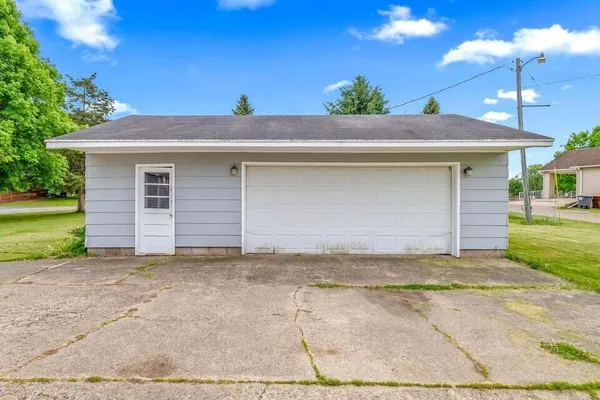 $185,000 | 401 St Joseph Street, Union City, MI 49094
