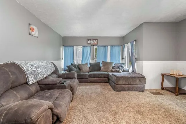 $185,000 | 401 St Joseph Street, Union City, MI 49094