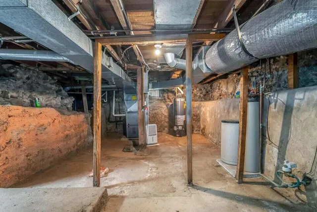 $185,000 | 401 St Joseph Street, Union City, MI 49094