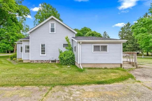 $185,000 | 401 St Joseph Street, Union City, MI 49094