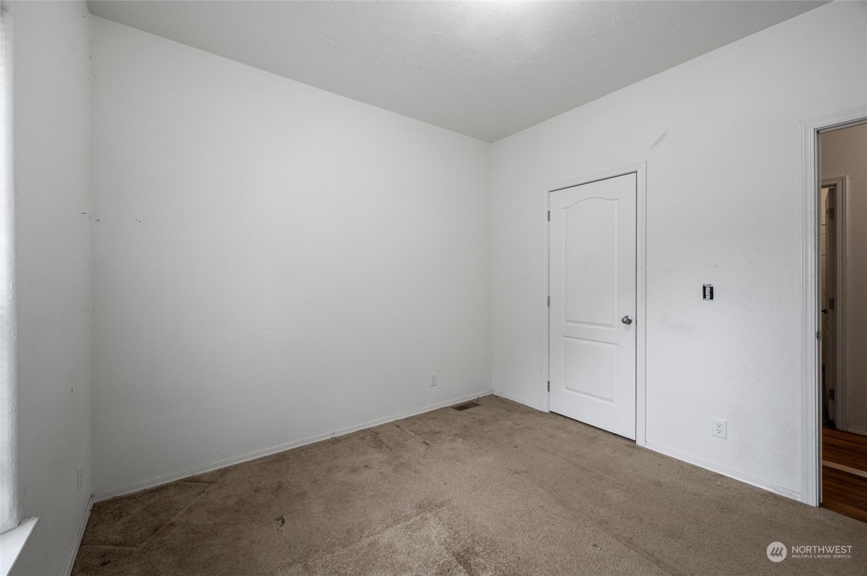 700 North Reed Street, Unit 21 Sedro-Woolley, WA 98284 - Photo 18 of 28 a view of small space