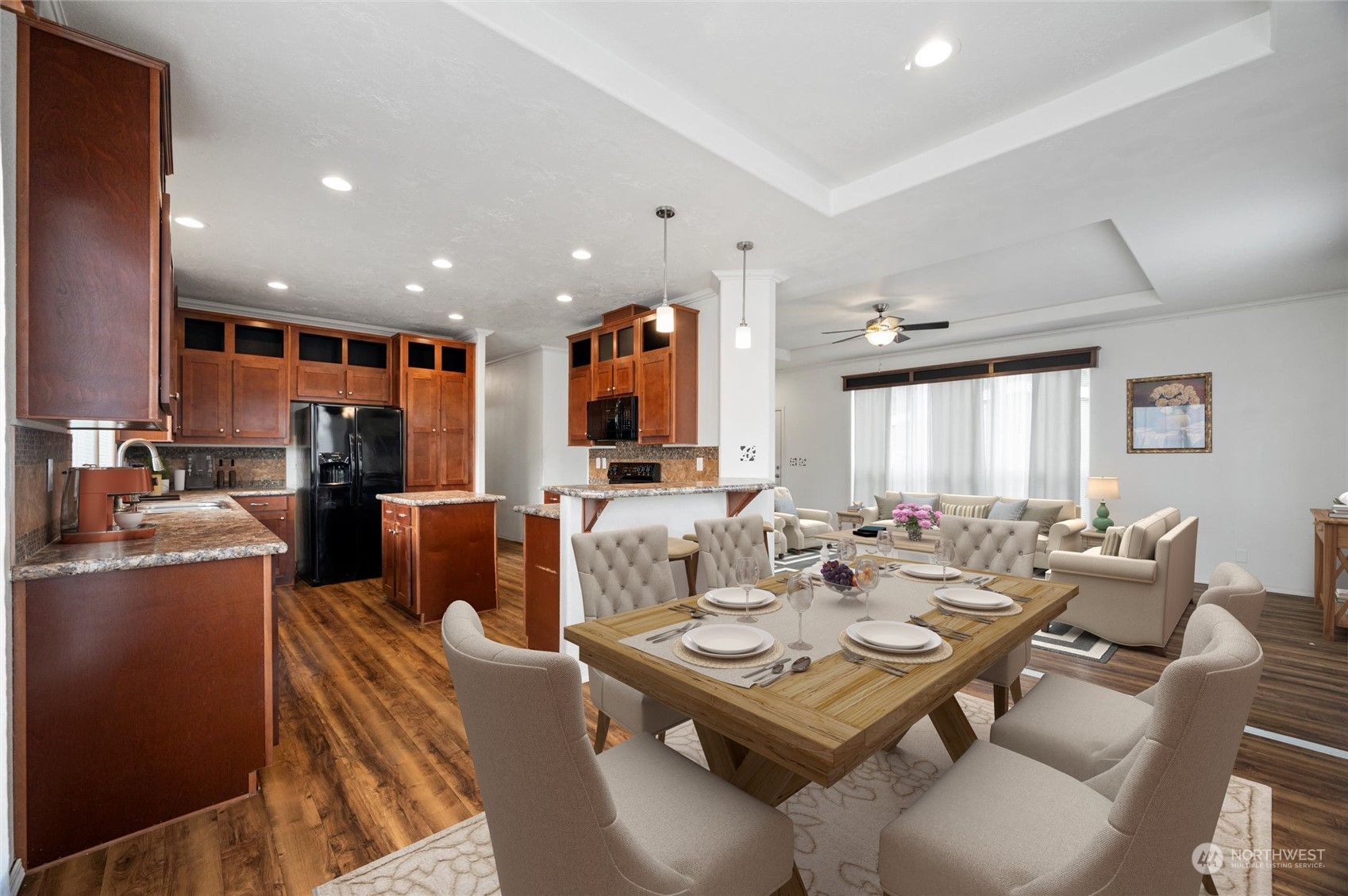 700 North Reed Street, Unit 21 Sedro-Woolley, WA 98284 - Photo 7 of 28 a view of a dining room with furniture