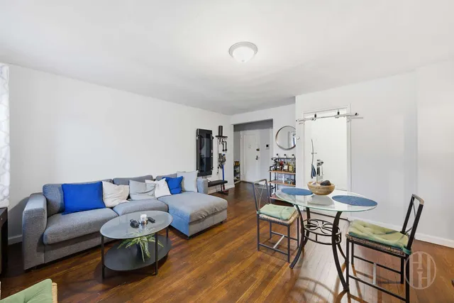 $2,995 | 144-46 77th Road, Unit 1C | Kew Gardens Hills