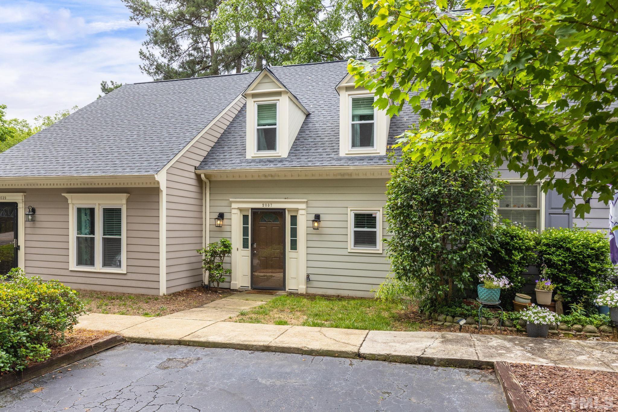 2037 Township Circle Raleigh, NC 27609 - Photo 2 of 25 Gallery Image 2