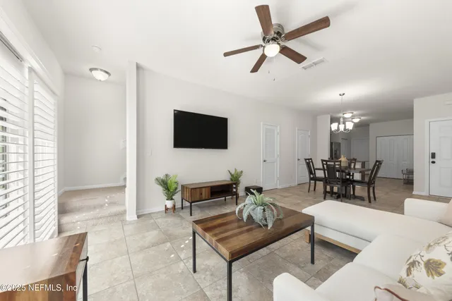 $275,000 | 784 Servia Drive, St. Johns, FL 32259