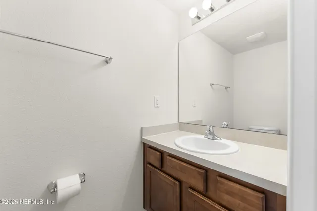 $275,000 | 784 Servia Drive, St. Johns, FL 32259