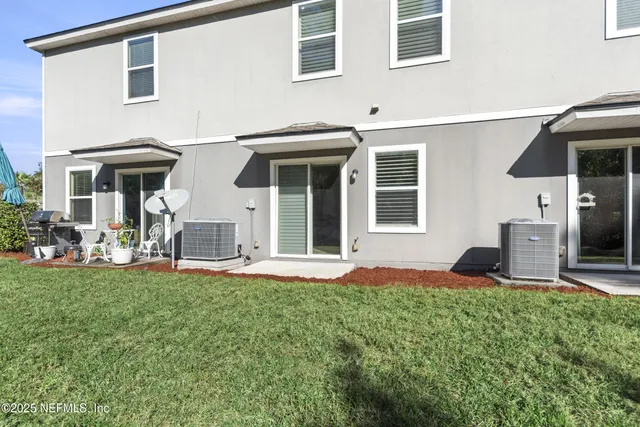 $275,000 | 784 Servia Drive, St. Johns, FL 32259