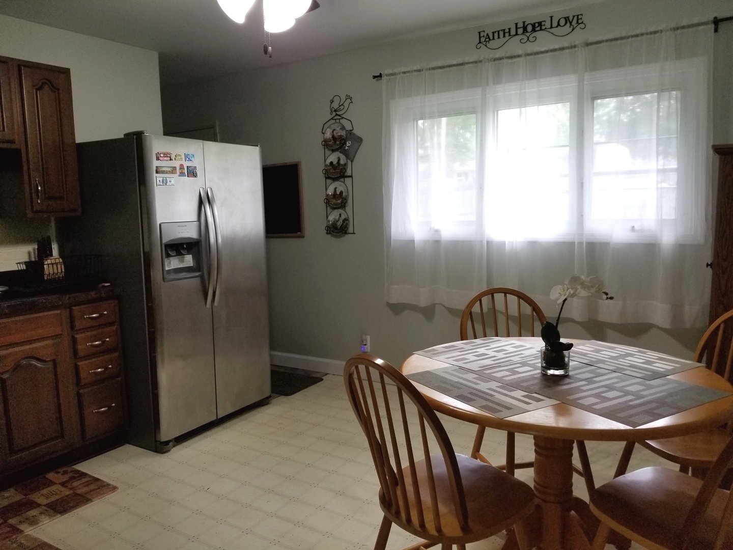 427 South Oltendorf Road Streamwood, IL 60107 - Photo 4 of 17