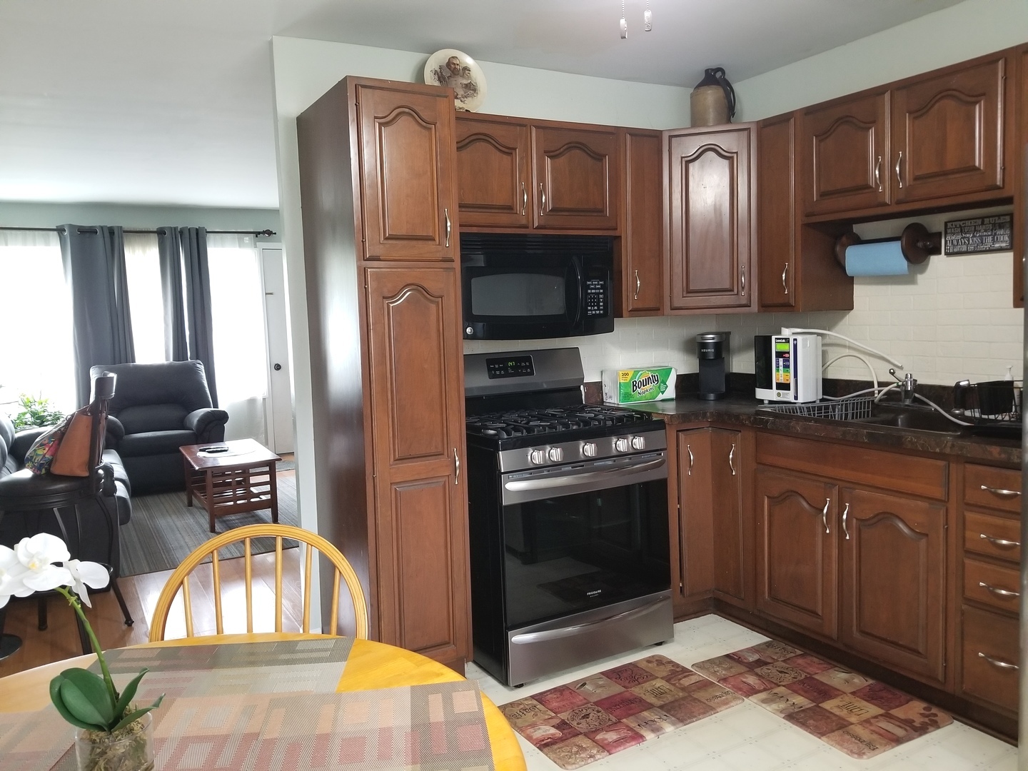 427 South Oltendorf Road Streamwood, IL 60107 - Photo 5 of 17
