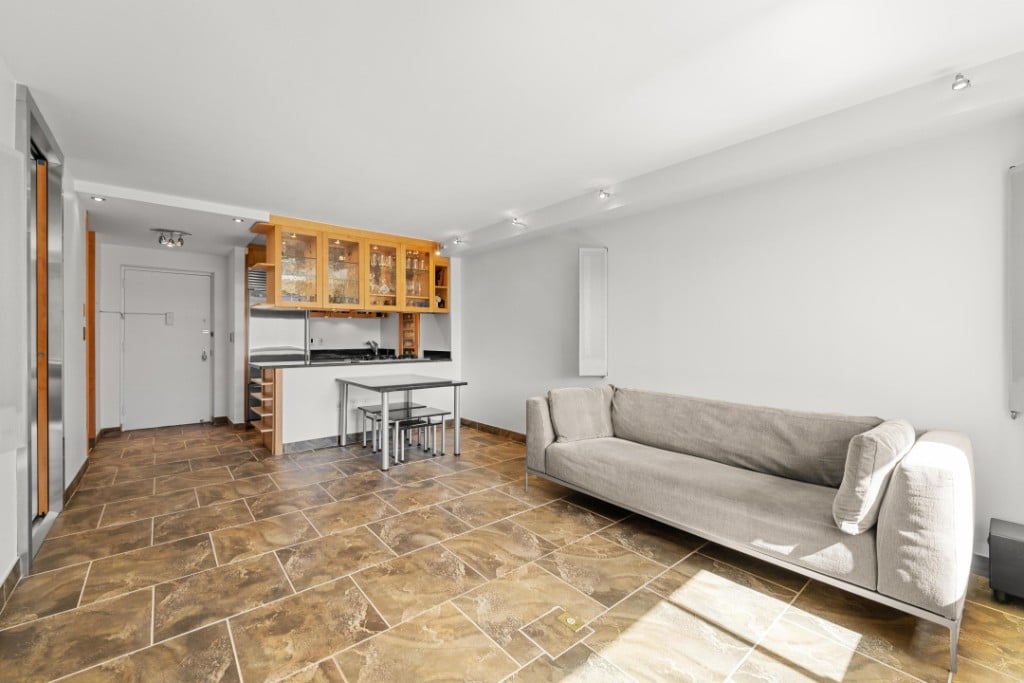 300 Rector Place, Unit 8B Manhattan, NY 10280 - Photo 4 of 14 Photo 4