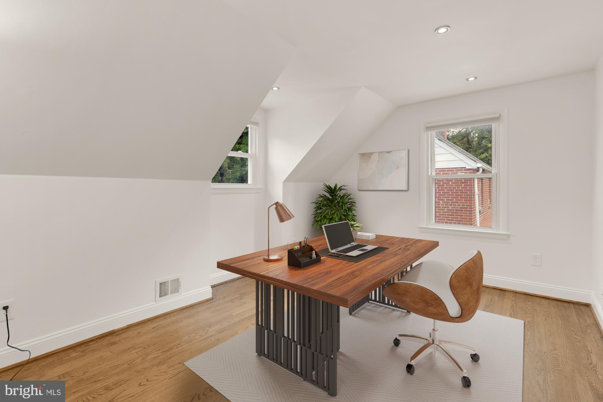 9811 Dallas Avenue Silver Spring, MD 20901 - Photo 28 of 45 a table that has a table and a chair in it