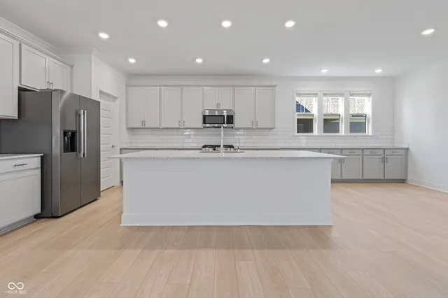 $3,725 | 15440 Cardonia Road, Fishers, IN 46037