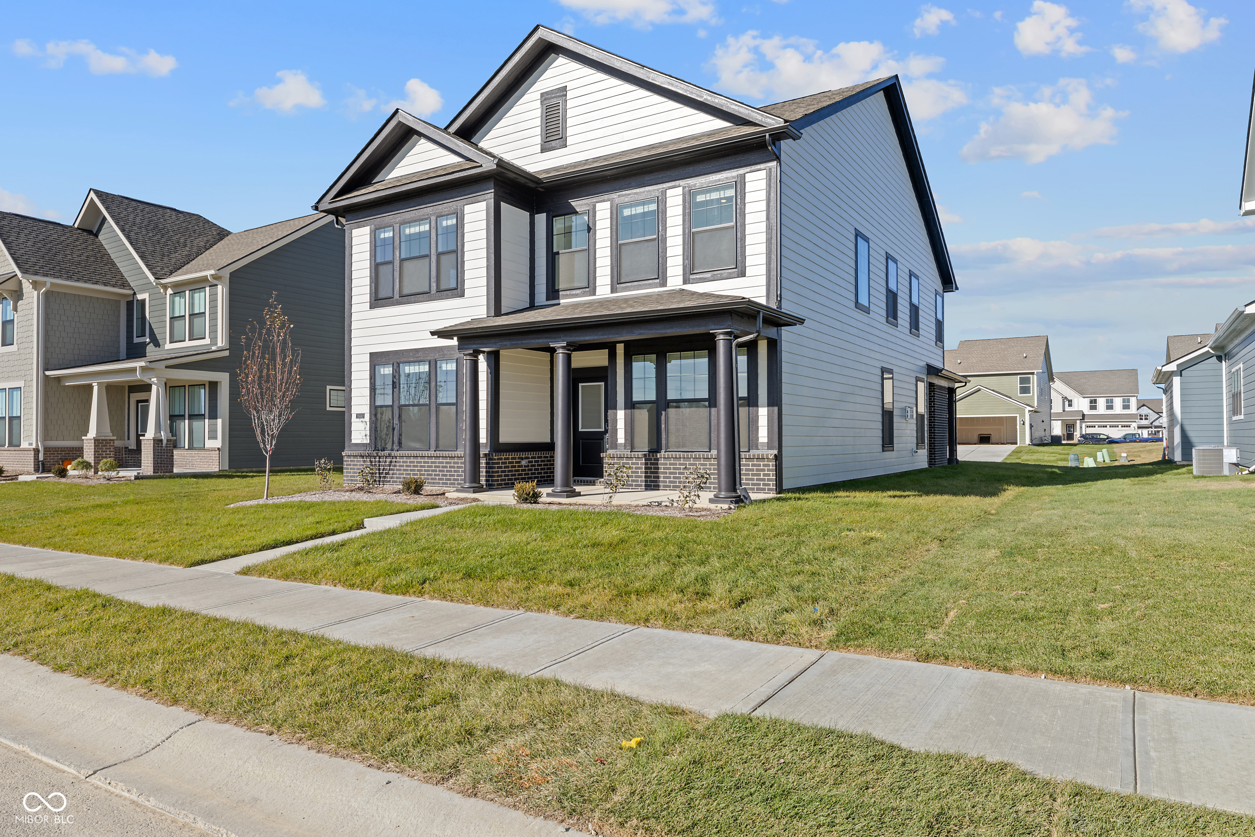 15440 Cardonia Road Fishers, IN 46037 - Photo 3 of 63