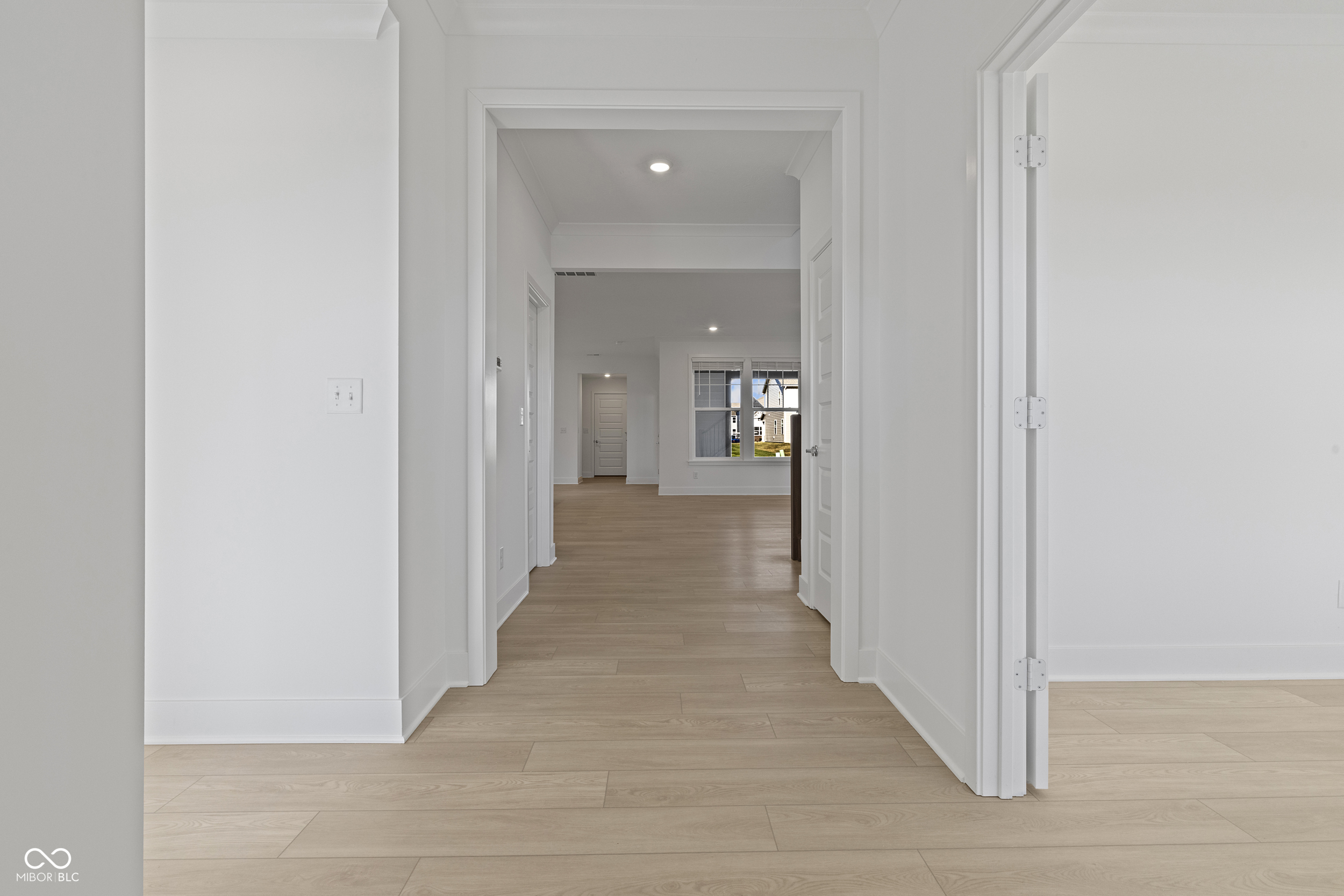 15440 Cardonia Road Fishers, IN 46037 - Photo 4 of 63