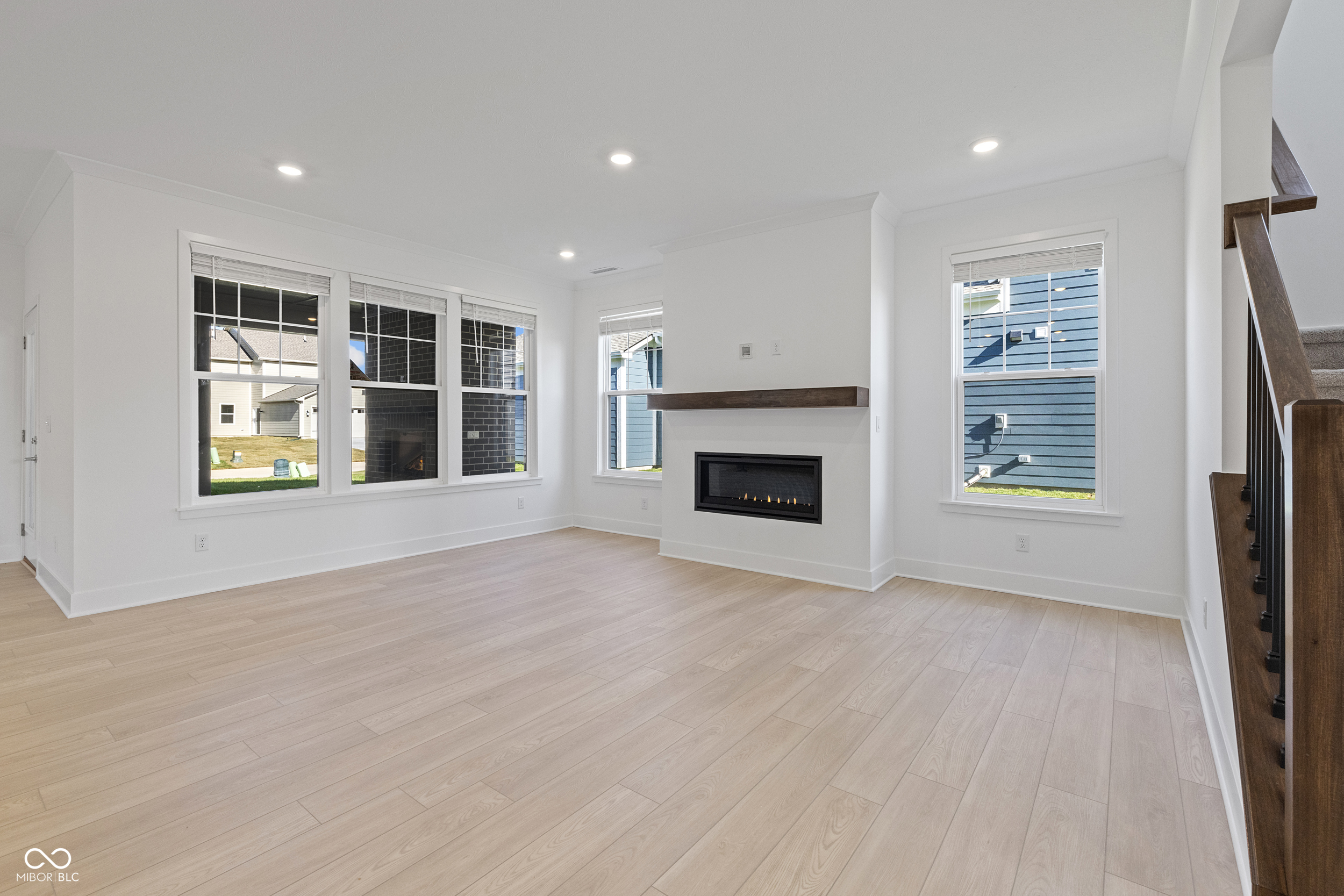 15440 Cardonia Road Fishers, IN 46037 - Photo 9 of 63