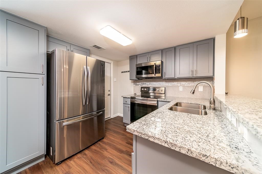 2614 Cleburne Street Houston, TX 77004 - Photo 5 of 22