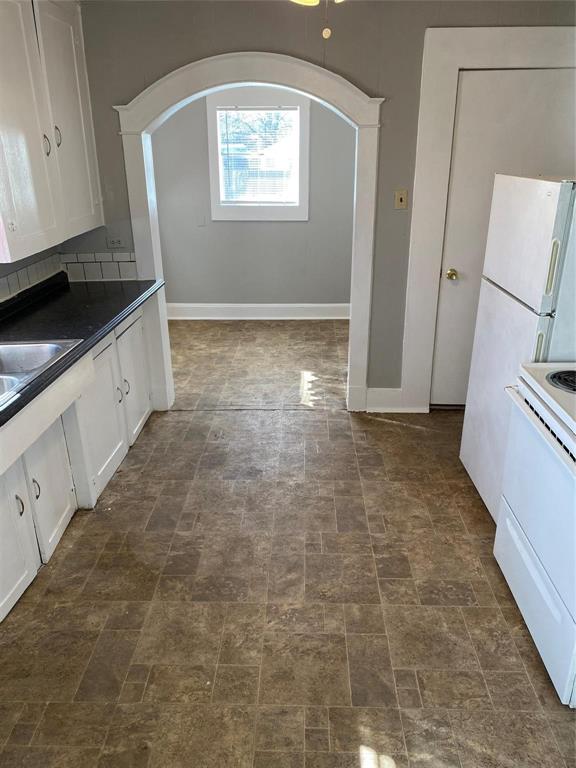 1613 Park Street Commerce, TX 75428 - Photo 2 of 39