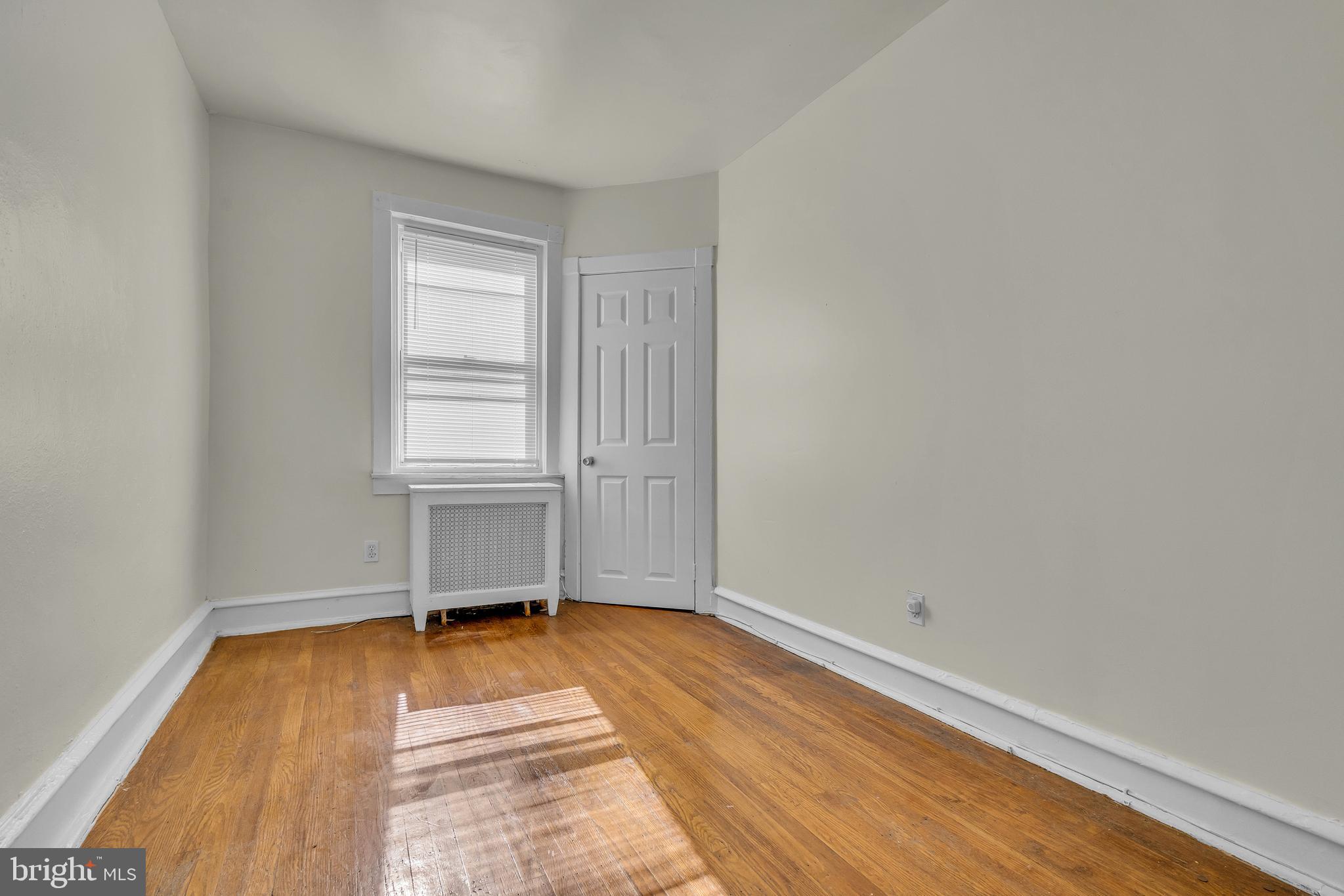 5121 East Roosevelt Boulevard, Unit 2 Philadelphia, PA 19124 - Photo 19 of 23 an empty room with a window