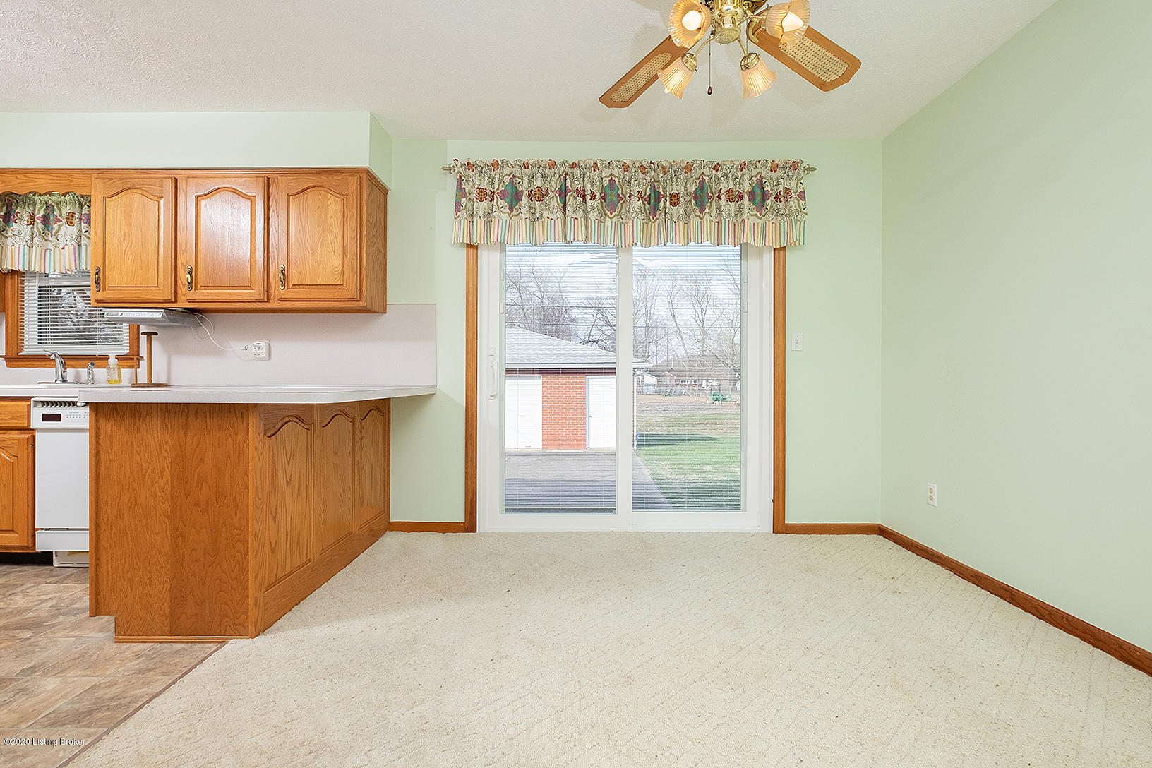 1051 Runell Road Louisville, KY 40214 - Photo 12 of 59 Project_20200301_1170