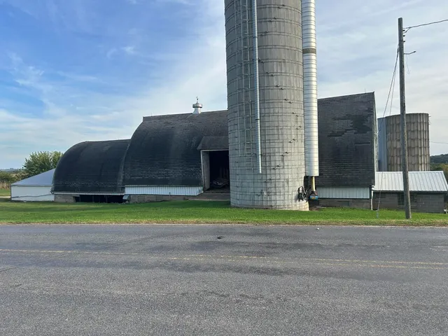 $384,900 | 61058 County Road B, Ferryville, WI 54628