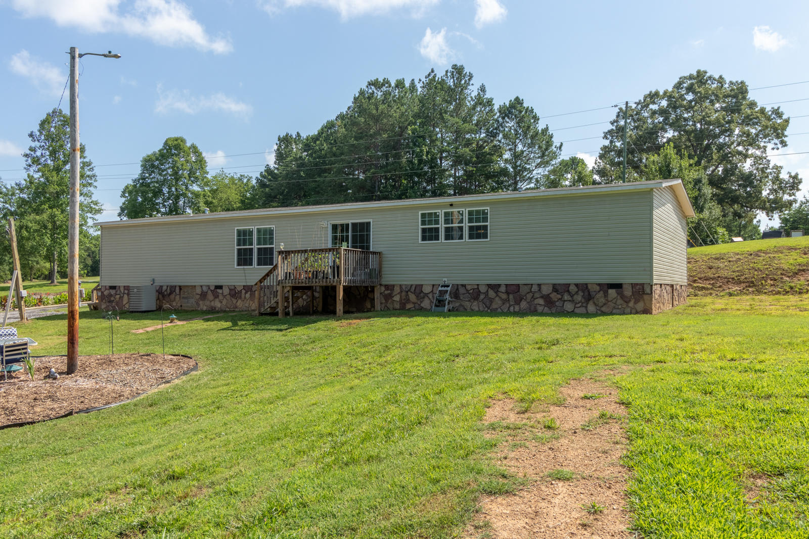 1180 W Addis-6