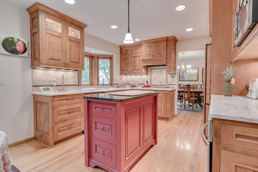 6604 Limerick Drive Edina, MN 55439 - Photo 12 of 32