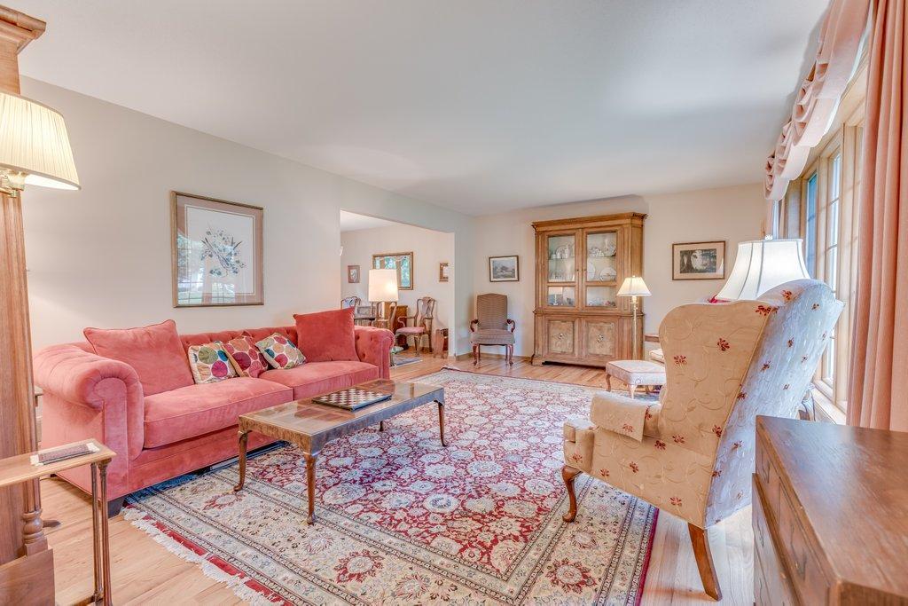 6604 Limerick Drive Edina, MN 55439 - Photo 7 of 32