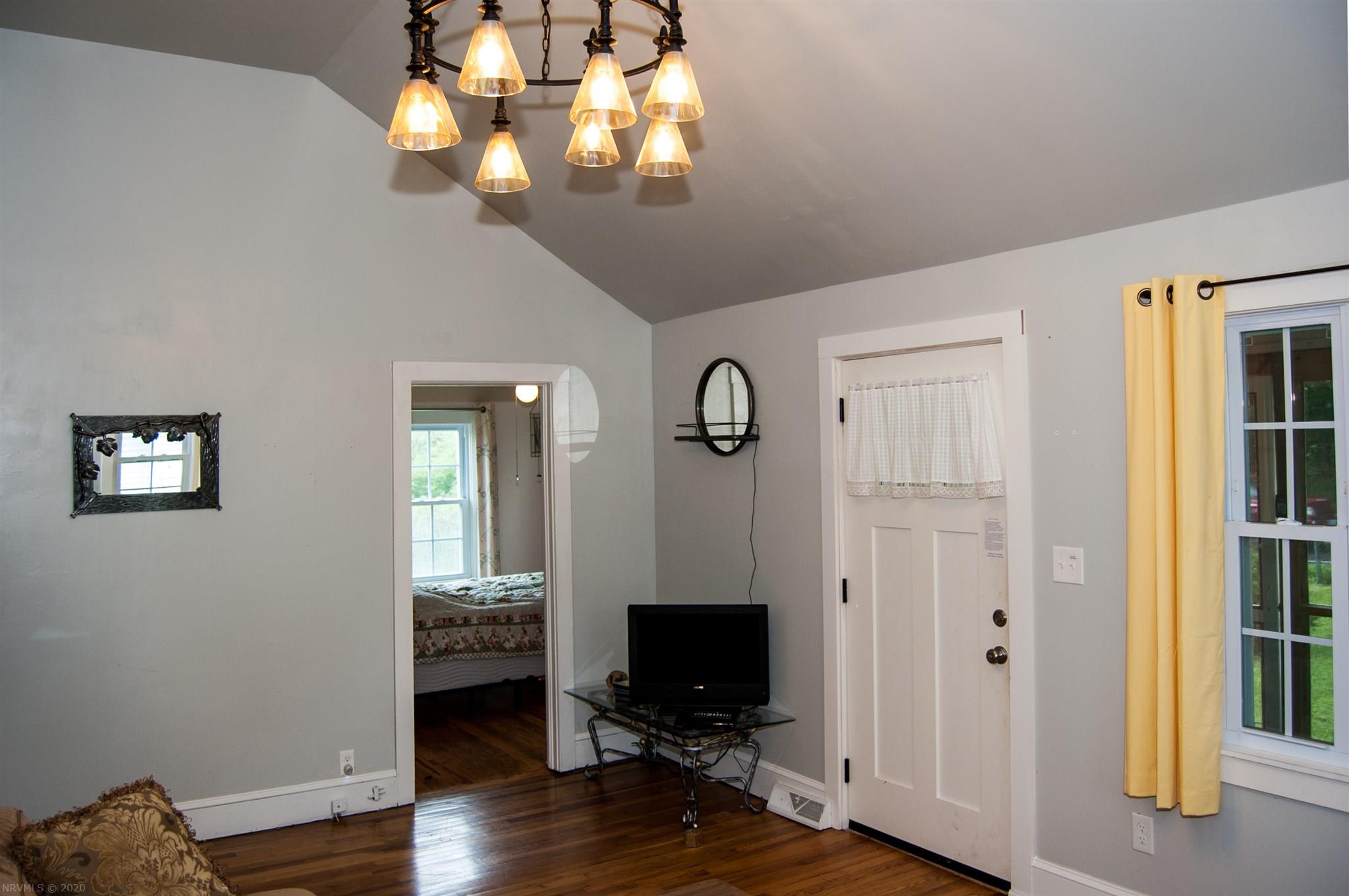 3312 Mt Olivet Road Pulaski, VA 24301 - Photo 9 of 38 Gallery Image 9