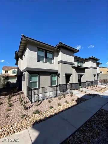 $1,795 | 345 Summer Sparrow Avenue, Henderson, NV 89011