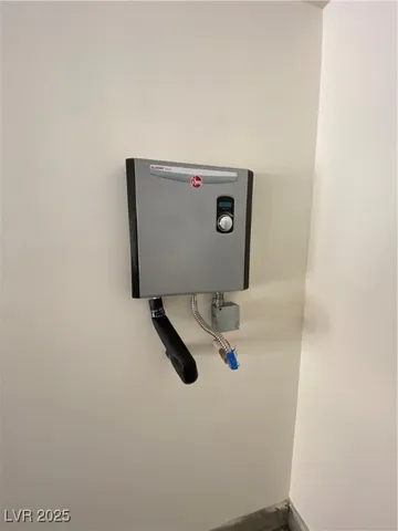 $1,795 | 345 Summer Sparrow Avenue, Henderson, NV 89011