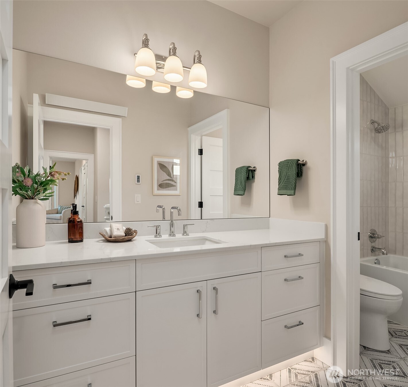 3035 Northwest 71st Street Seattle, WA 98117 - Photo 19 of 34