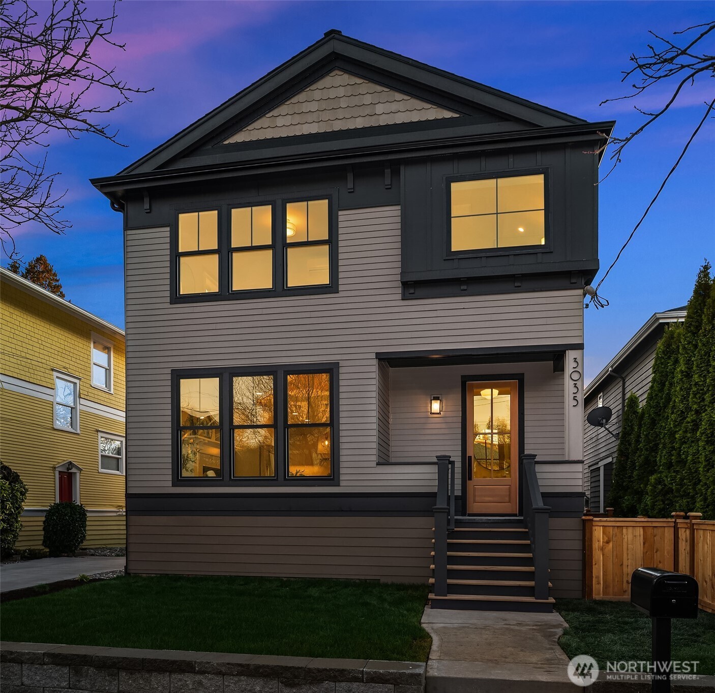 3035 Northwest 71st Street Seattle, WA 98117 - Photo 2 of 34