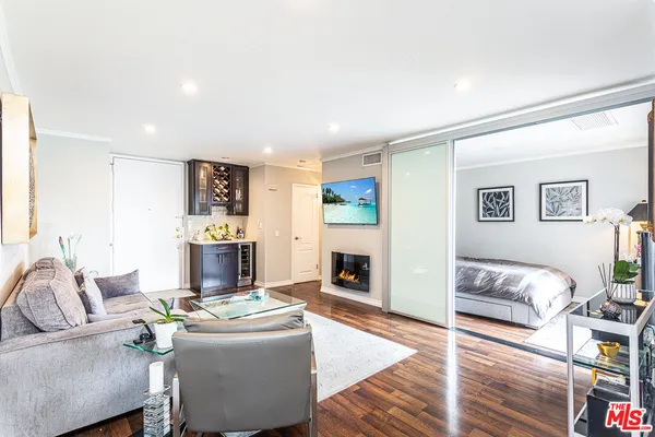 $3,800 | 100 South Doheny Drive, Unit 516, Los Angeles, CA 90048