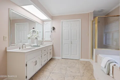 $379,000 | 203 Paddington Drive, Lafayette, LA 70508